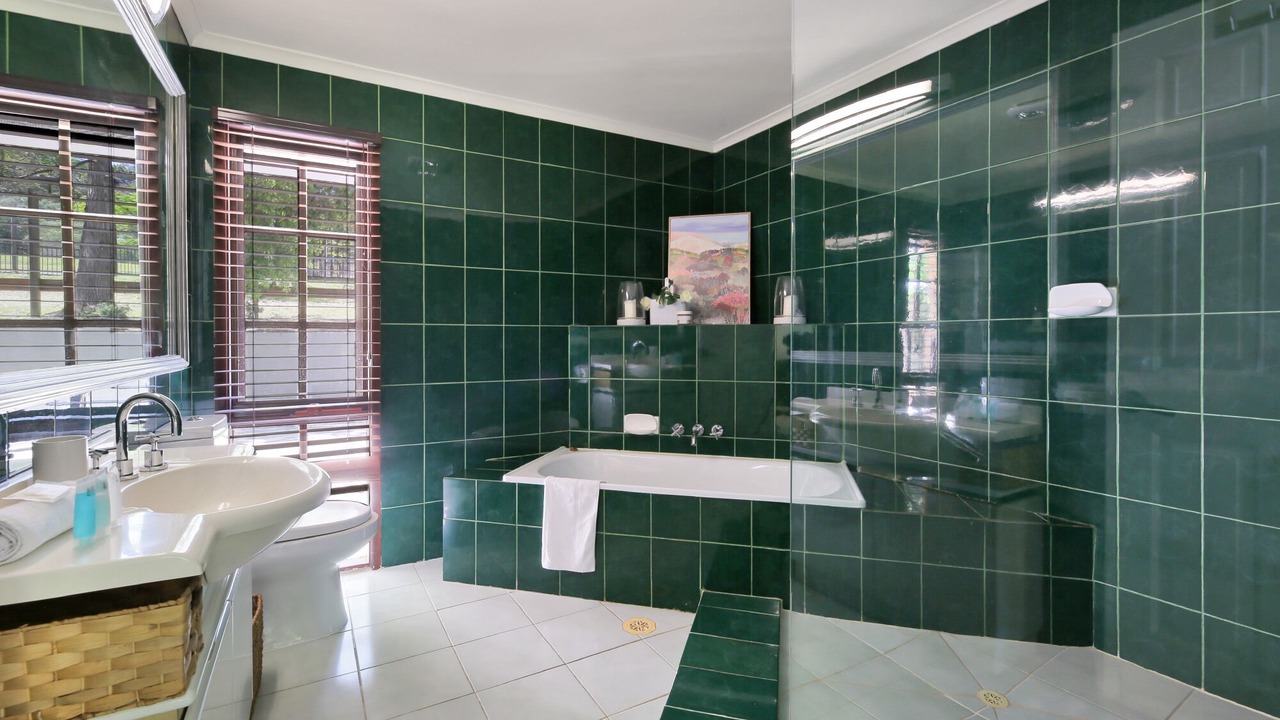 Photo of Bathroom in Tallai