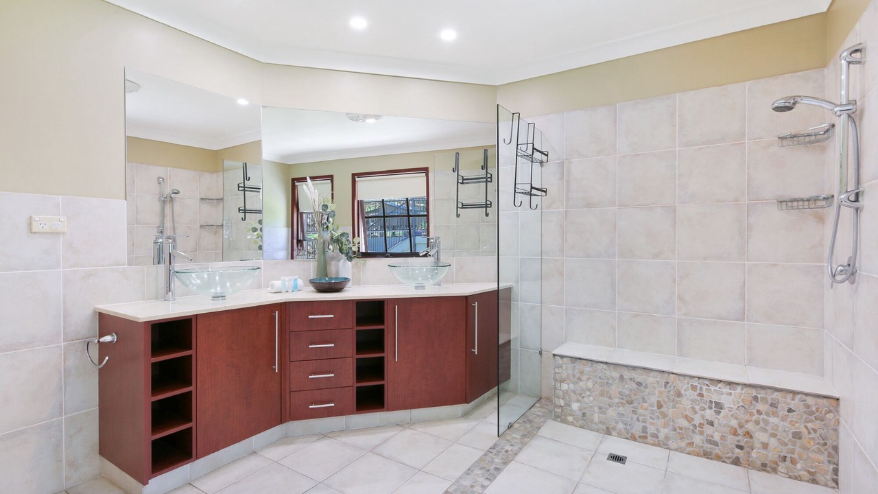 Photo of Bathroom in Tallai
