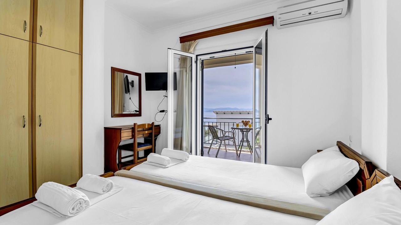 Photo of Bedroom in Pondi