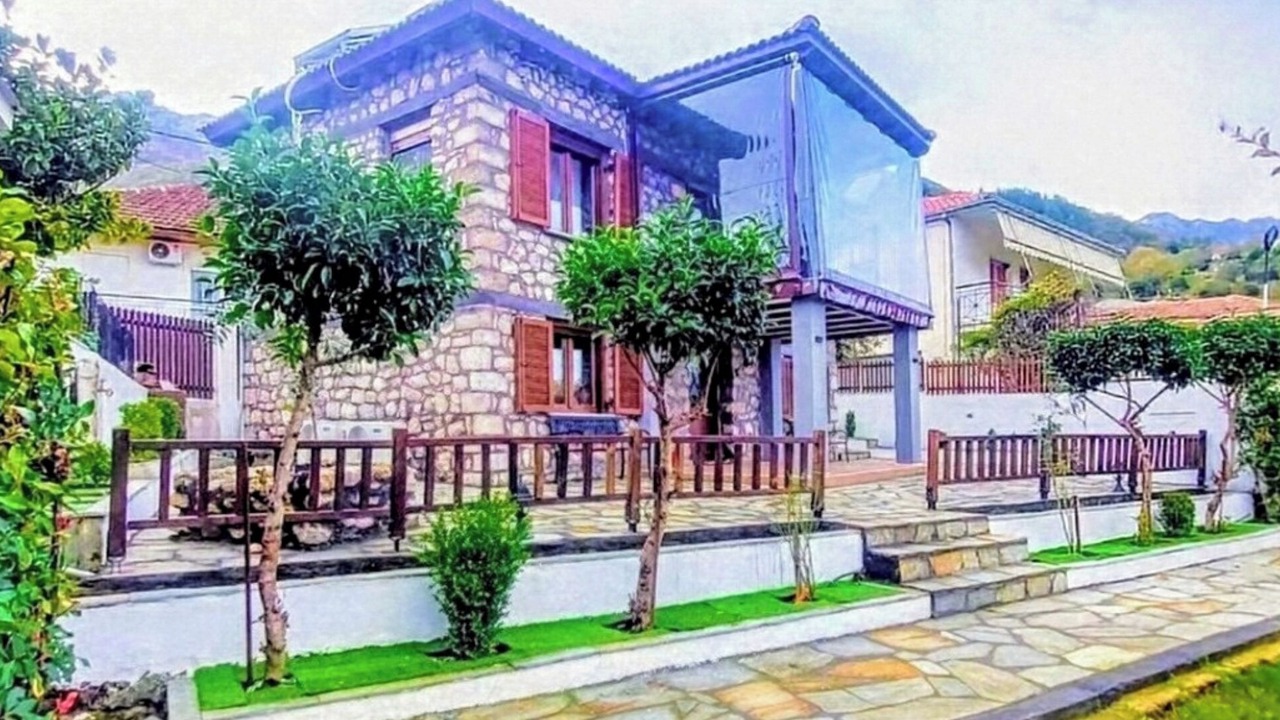 Photo of Outdoor in Mavromati