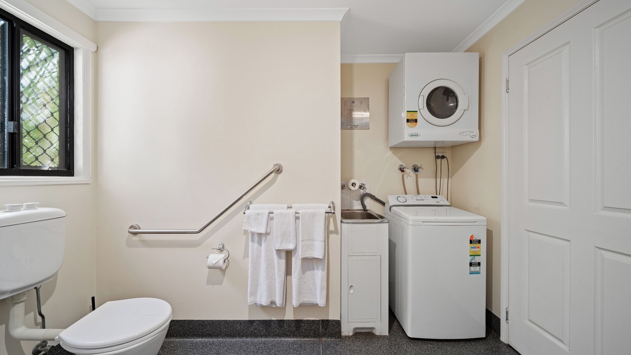 Photo of Bathroom in Emerald