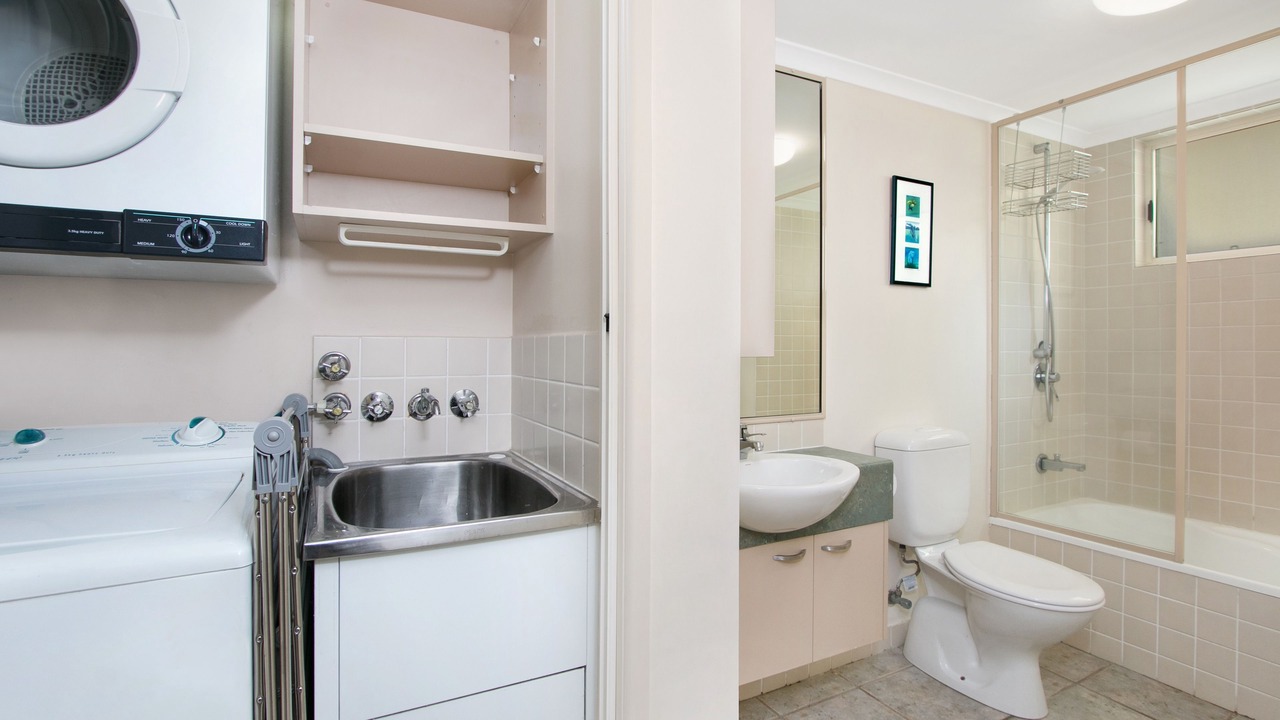 Photo of Bathroom in Trinity Beach