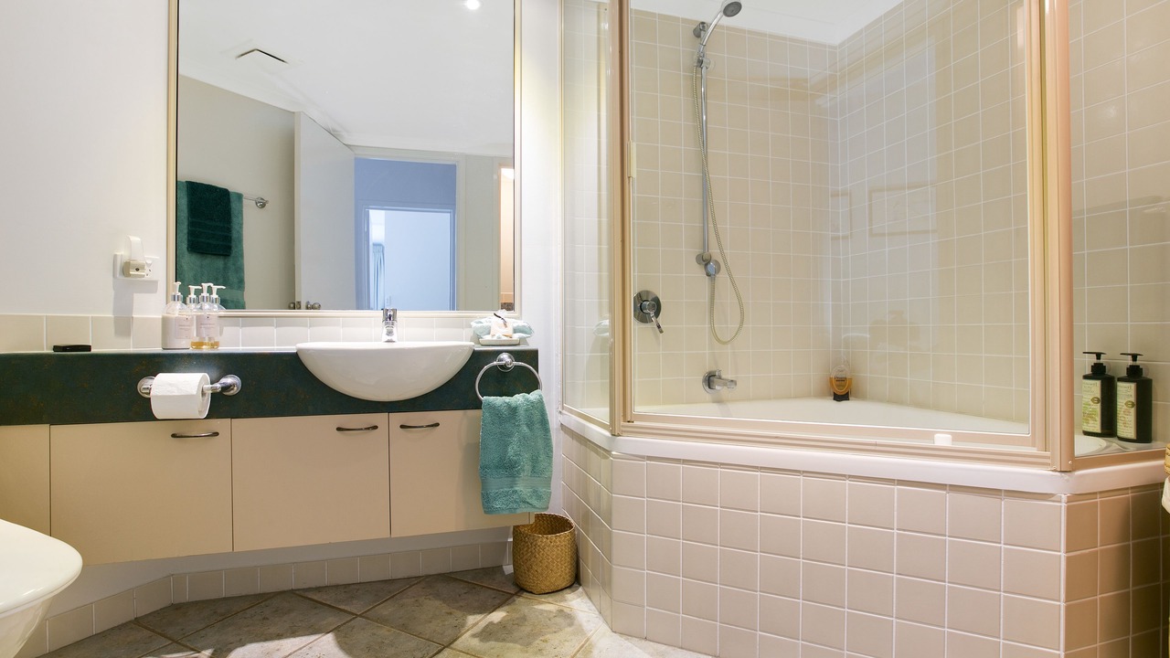 Photo of Bathroom in Trinity Beach