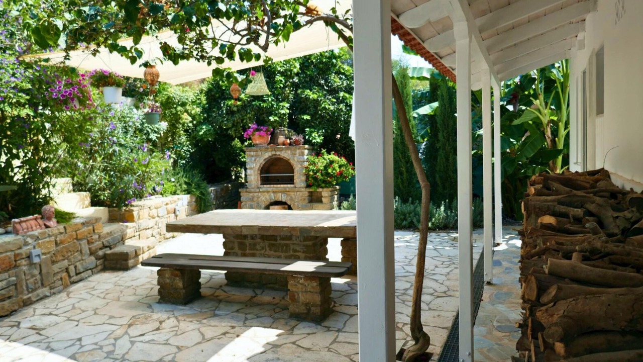 Photo of Outdoor in Foinikounta