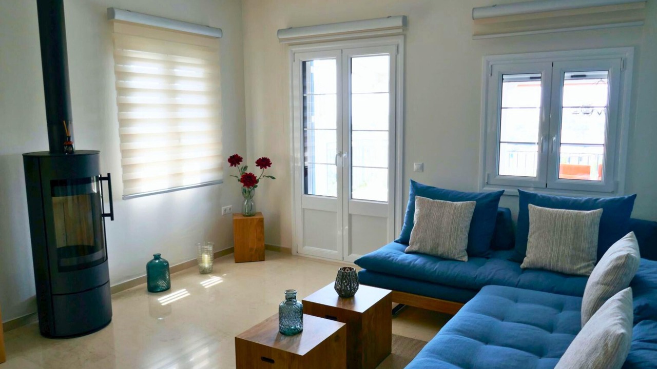 Photo of Livingroom in Foinikounta
