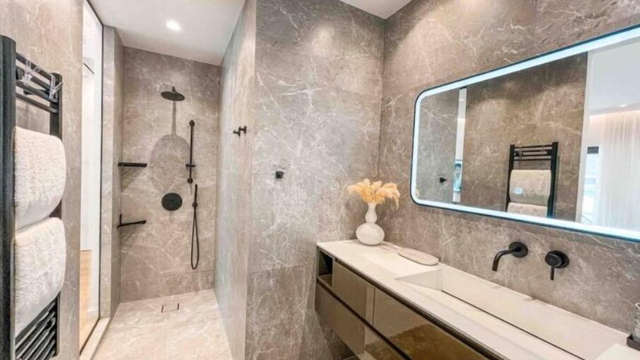 Photo of Bathroom in Voula