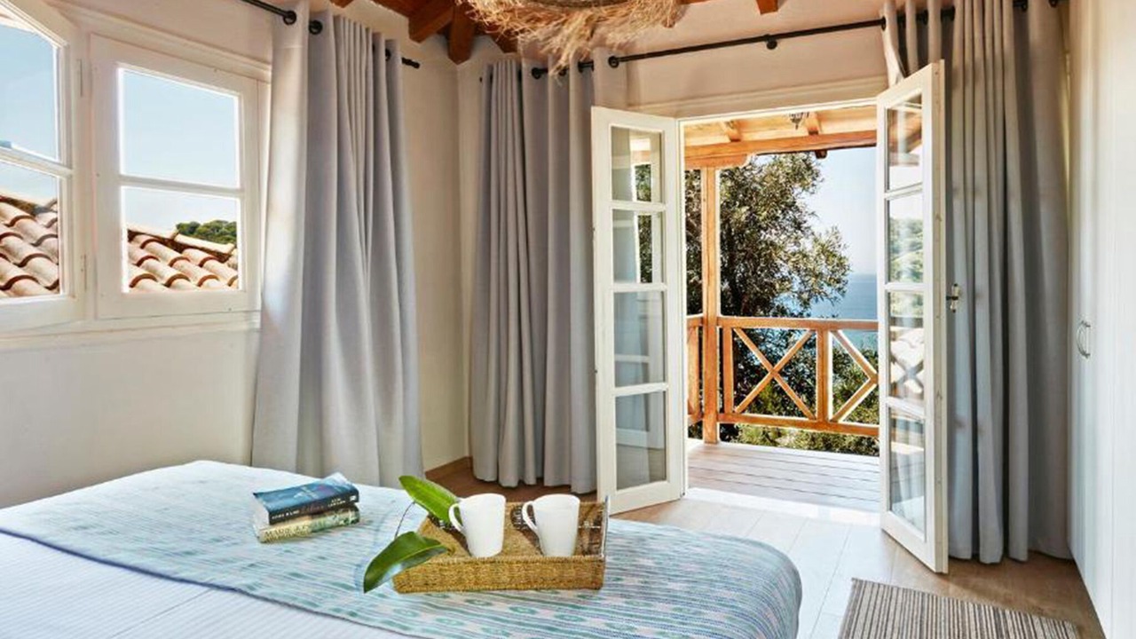 Photo of Bedroom in Koukounaries
