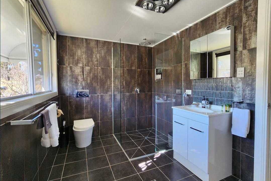 Photo of Bathroom in Stanthorpe