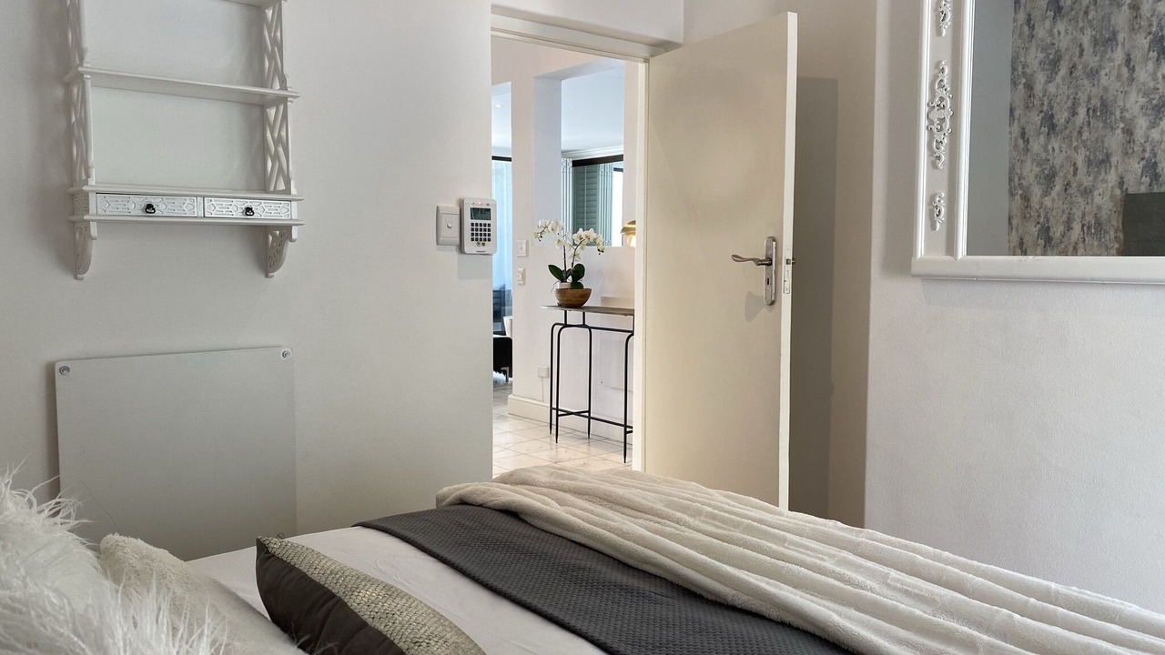 Photo of Bedroom in Plumstead