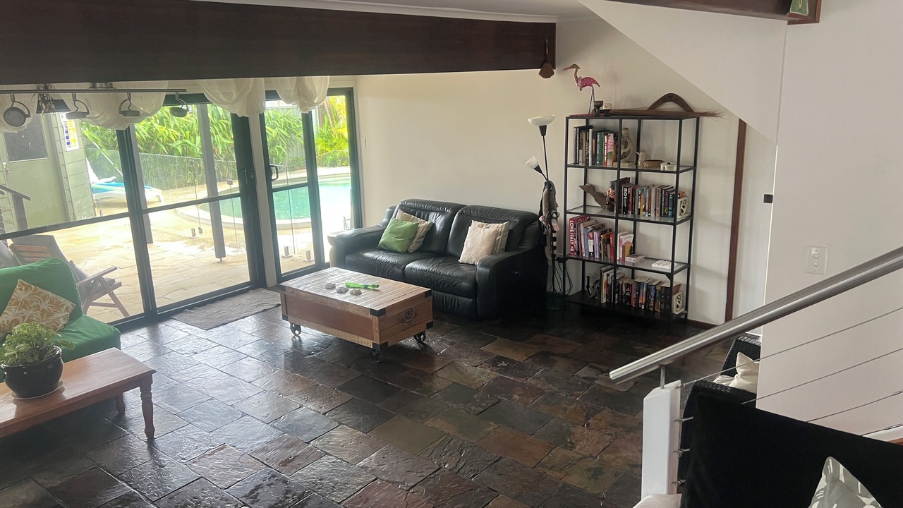 Photo of Livingroom in Belmont
