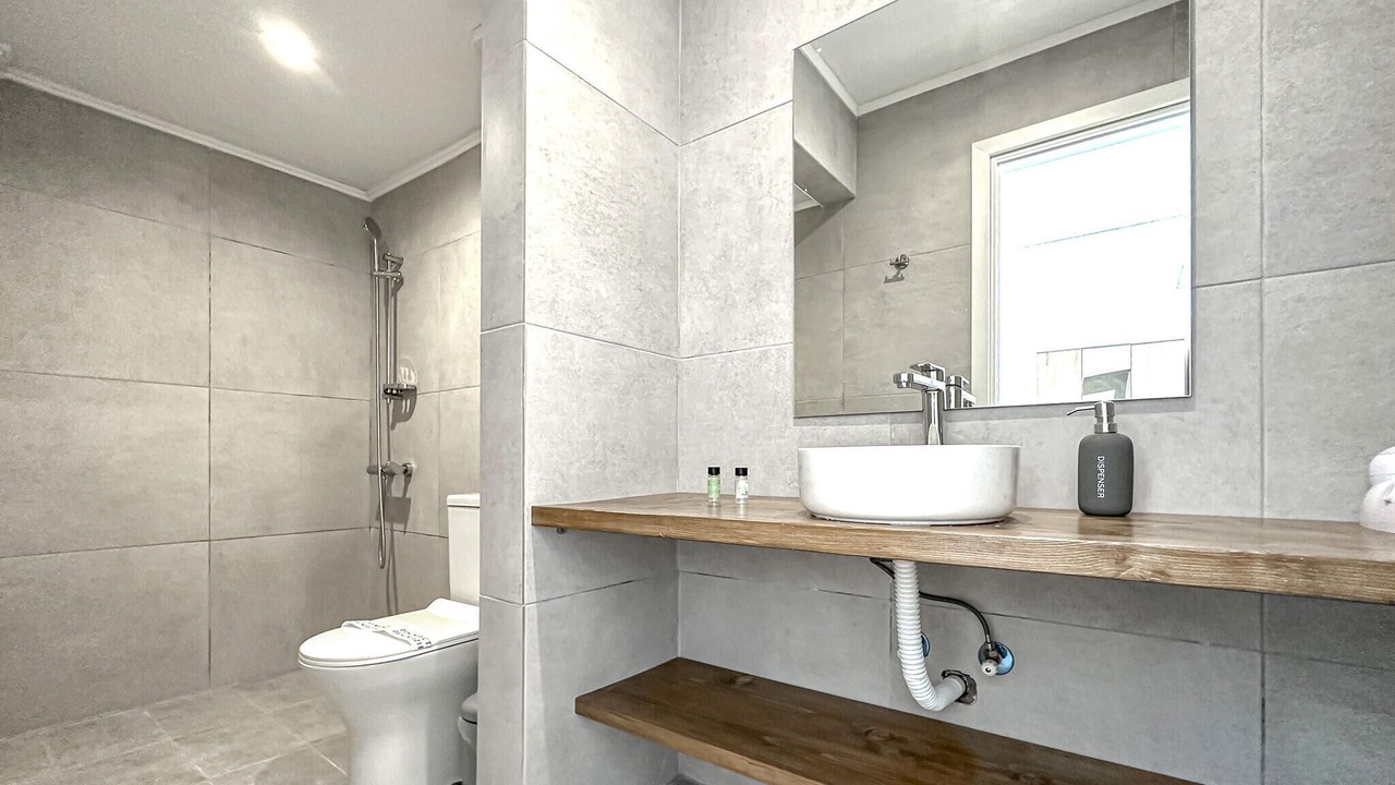 Photo of Bathroom in Psaropouli