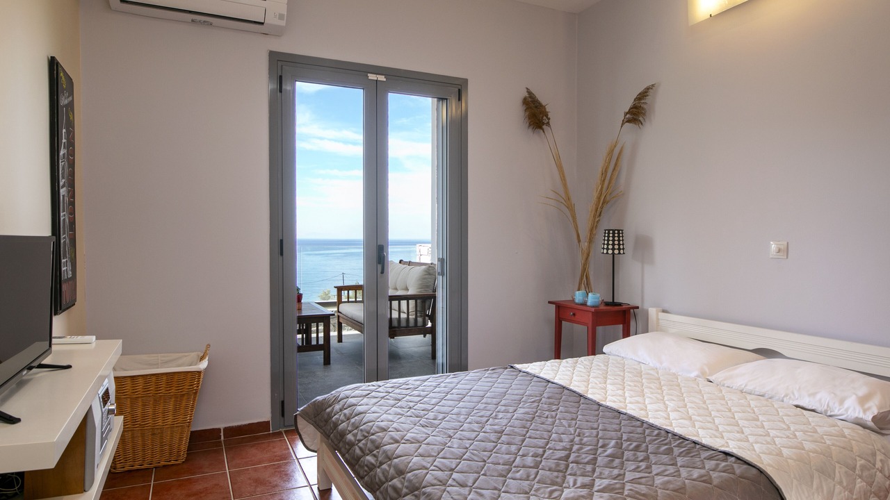 Photo of Bedroom in Nea Styra