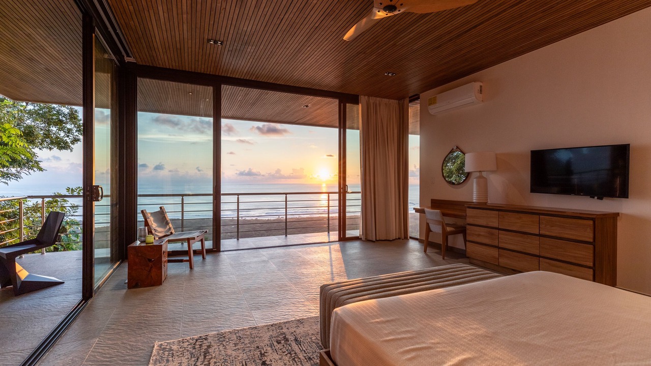 Photo of Bedroom in Playa Guiones