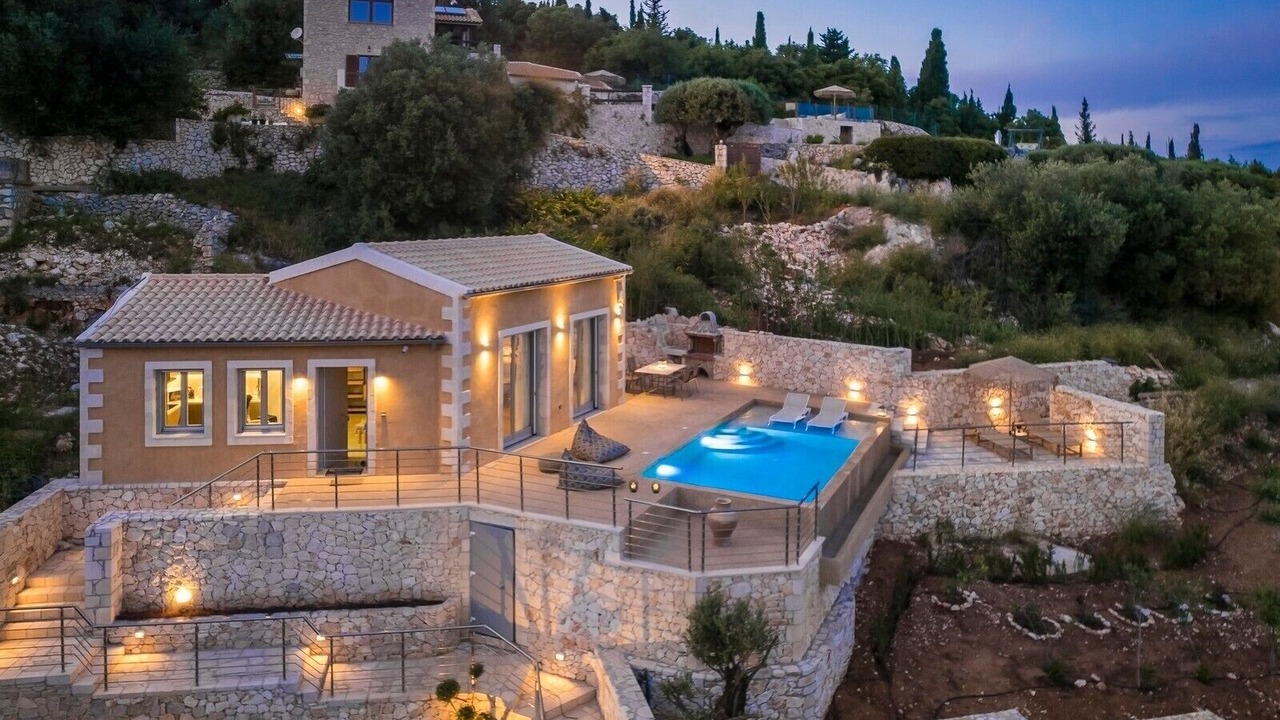 Photo of Outdoor in Tselendata
