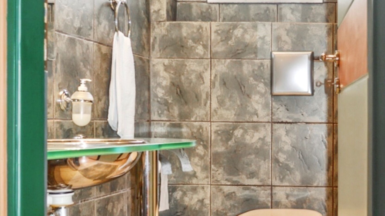 Photo of Bathroom in Karystos