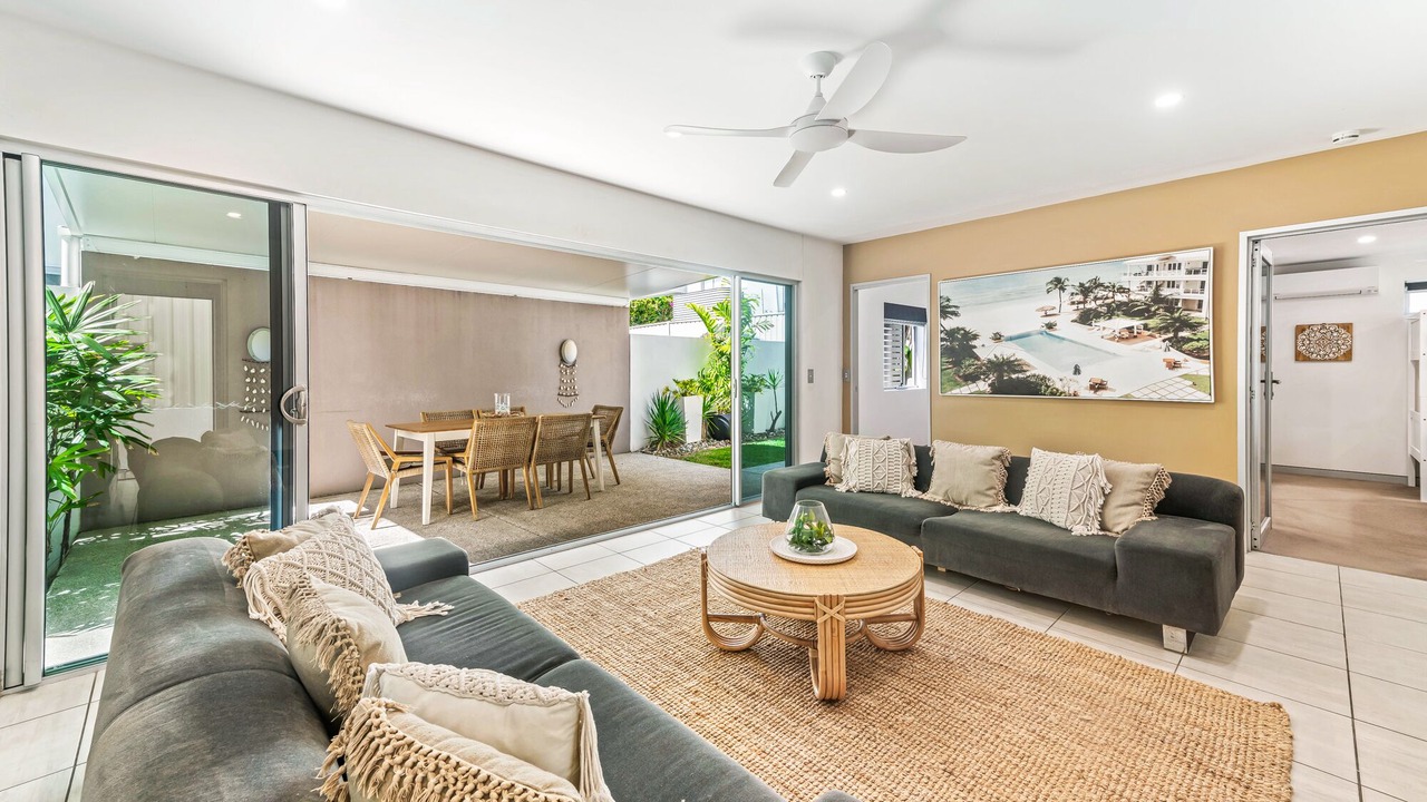 Photo of Livingroom in Alexandra Headland