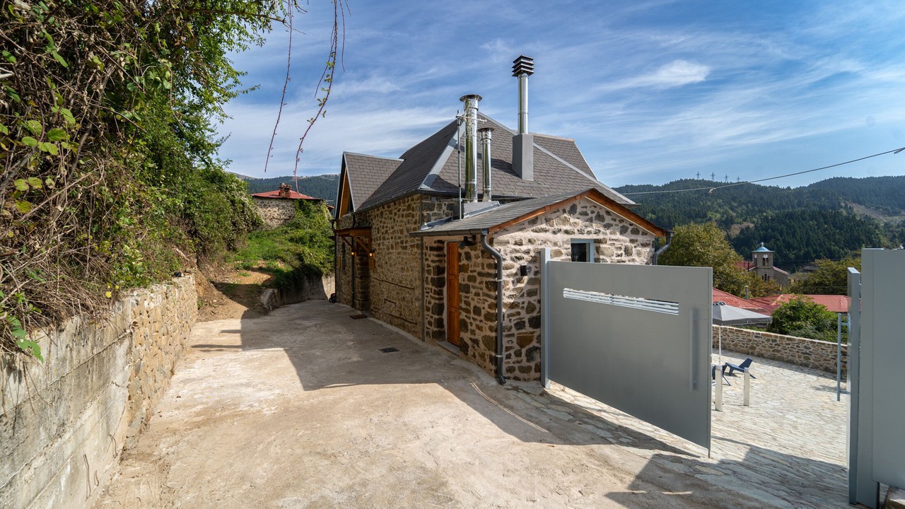 Photo of Outdoor in Karpenisi