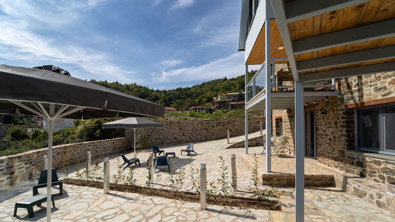Photo of Patio Balcony in Karpenisi