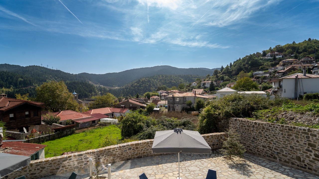 Photo of Patio Balcony in Karpenisi
