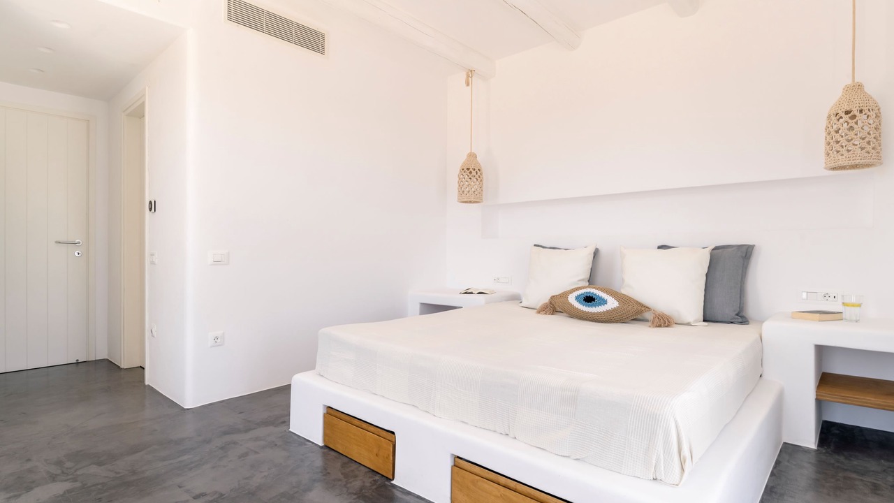 Photo of Bedroom in Chrissi Akti
