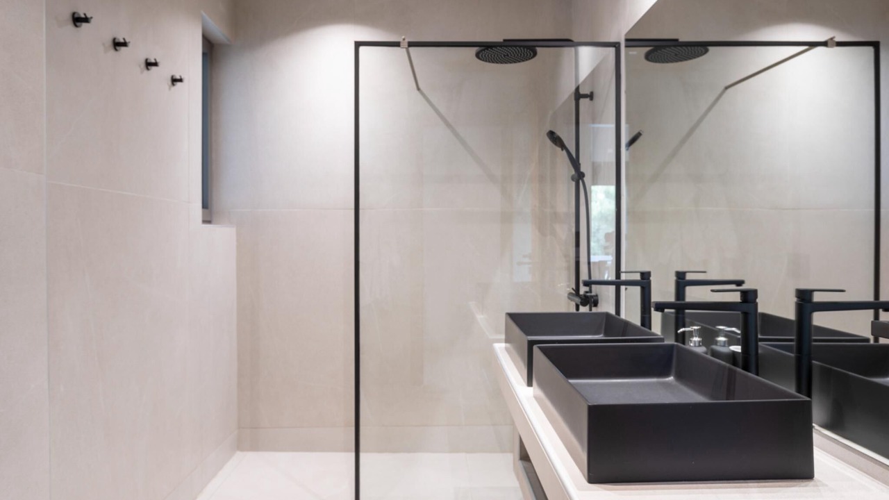 Photo of Bathroom in Vagia
