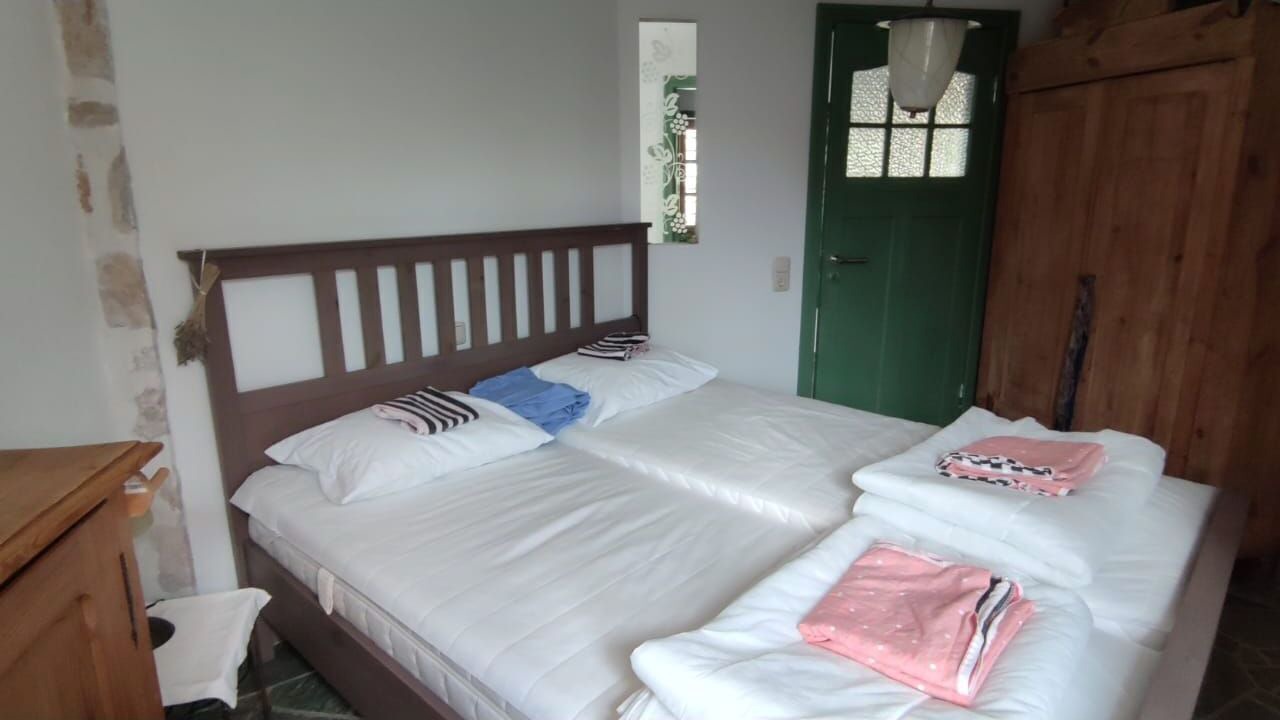 Photo of Bedroom in Kala Nera