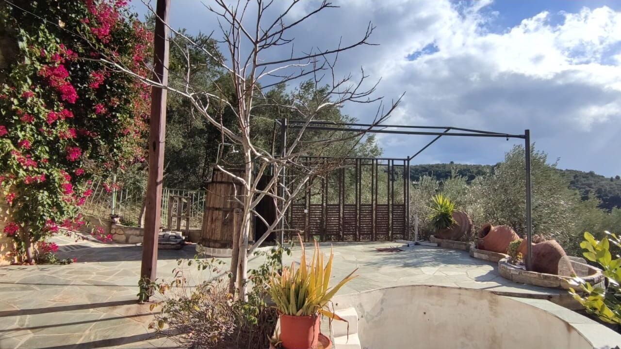 Photo of Patio Balcony in Kala Nera