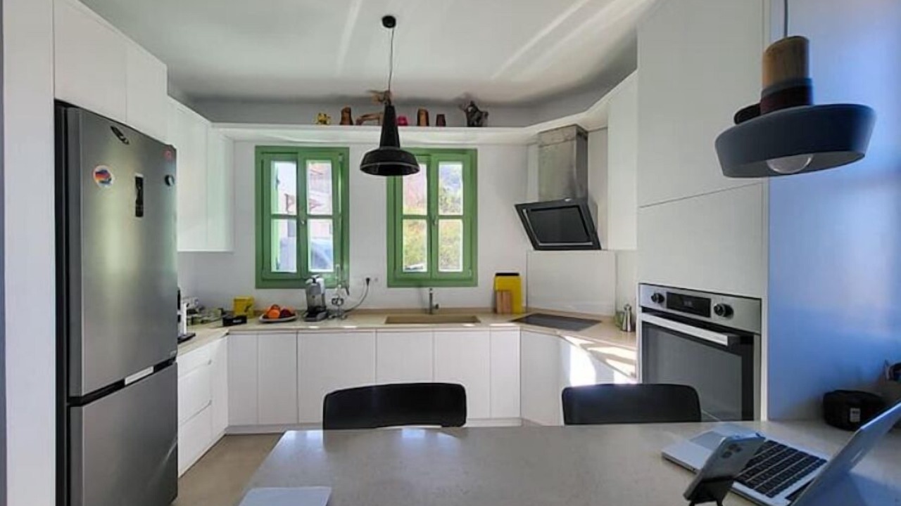 Photo of Kitchen in Maroulas