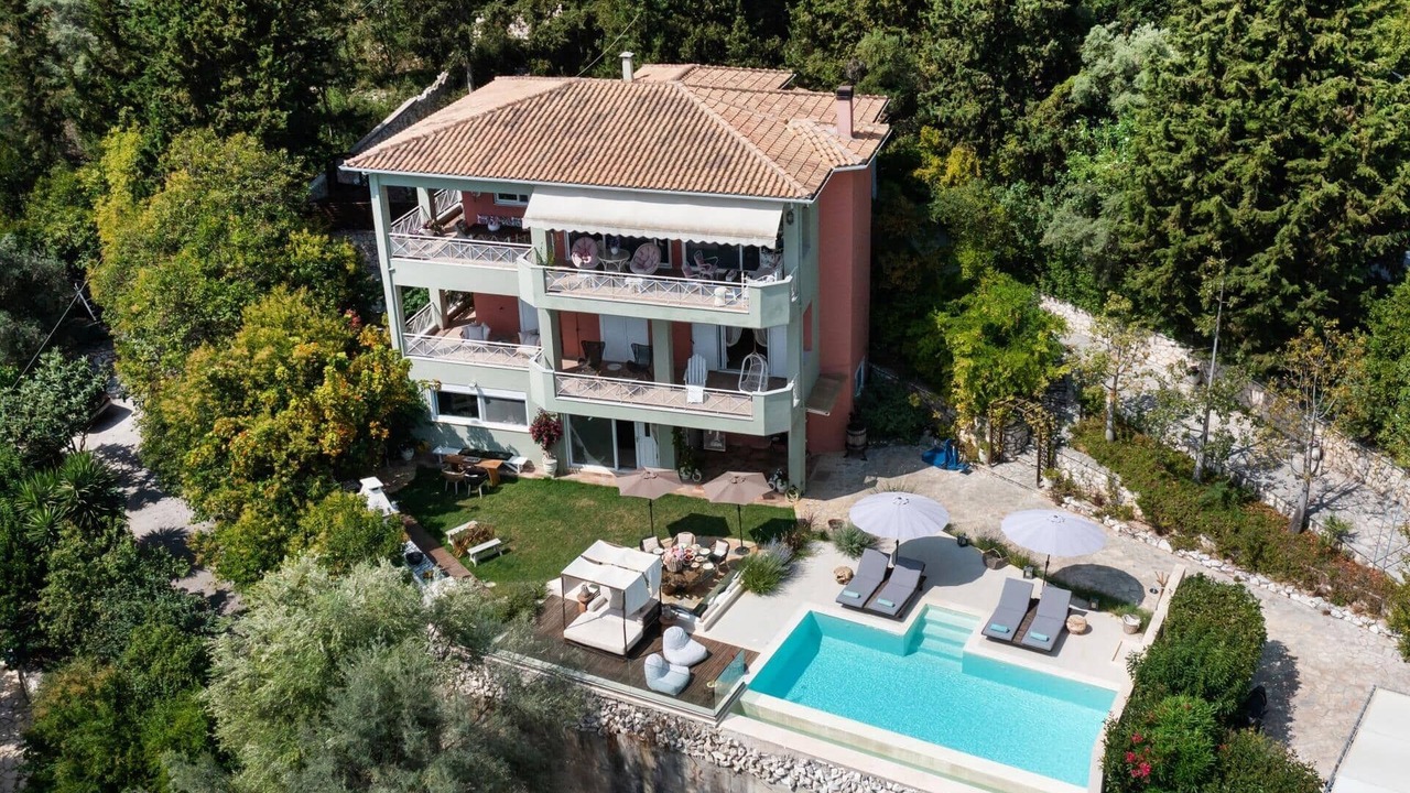 Photo of Others in Lygia