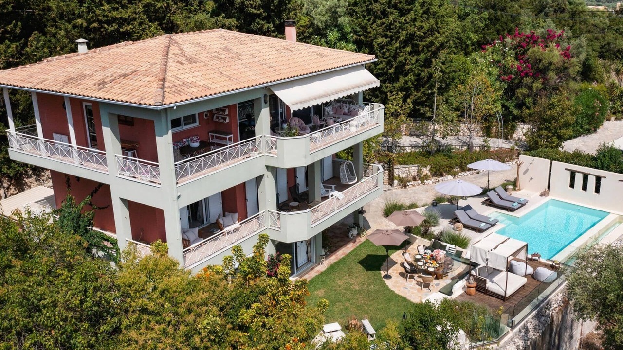 Photo of Others in Lygia
