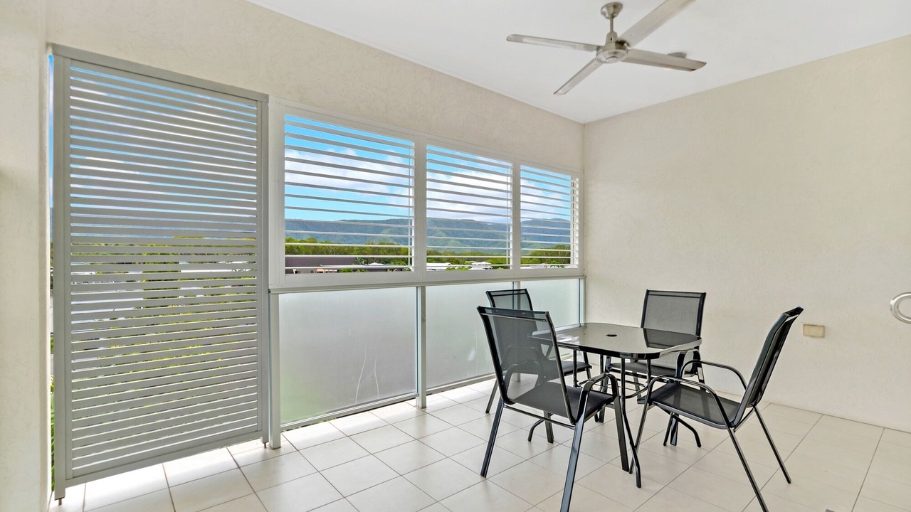 Photo of Patio Balcony in Trinity Beach