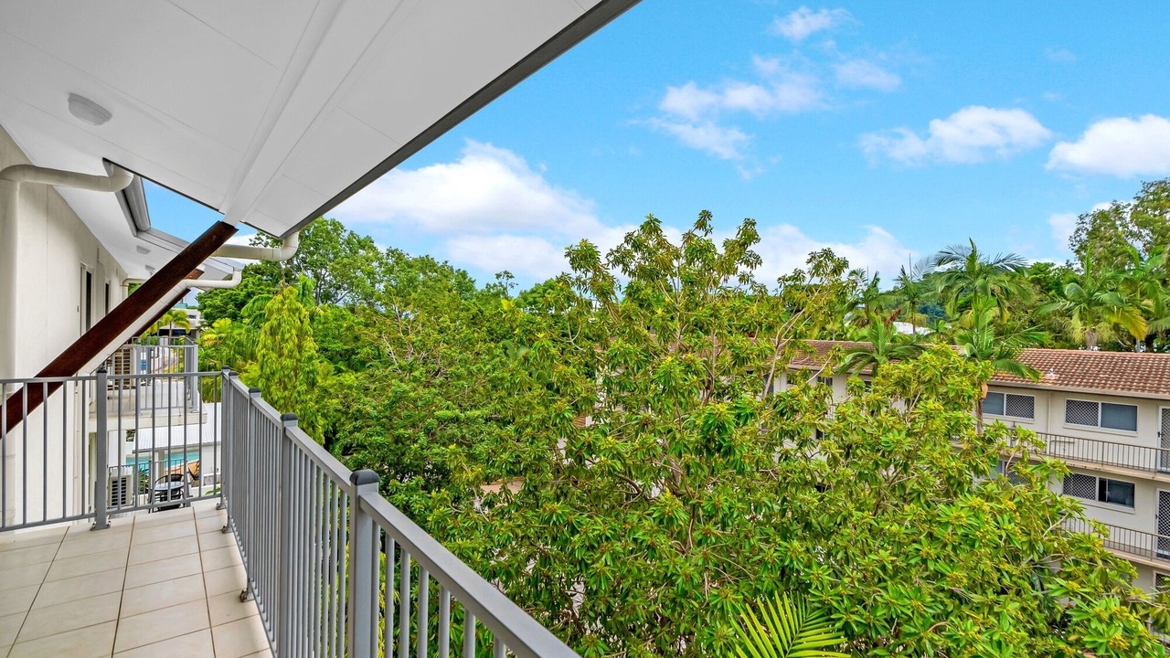 Photo of Patio Balcony in Trinity Beach