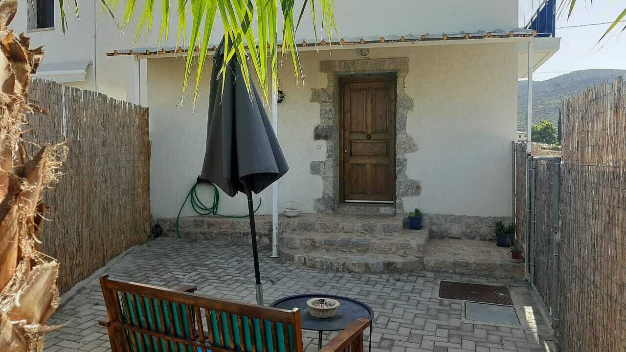 Photo of Patio Balcony in Galaxidi
