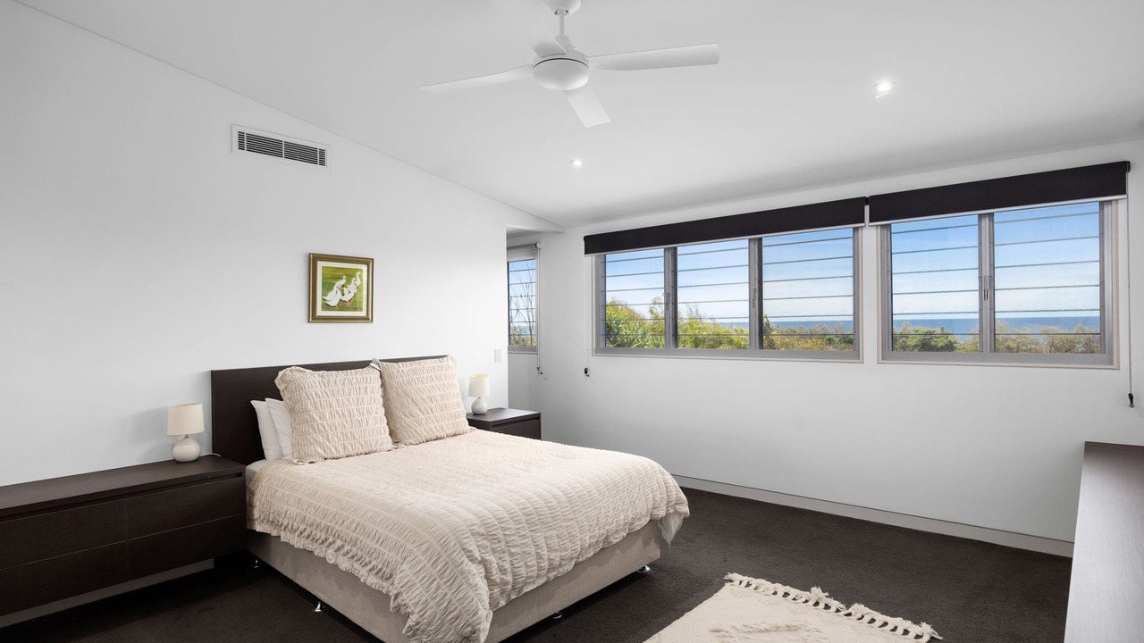 Photo of Bedroom in Castaways Beach
