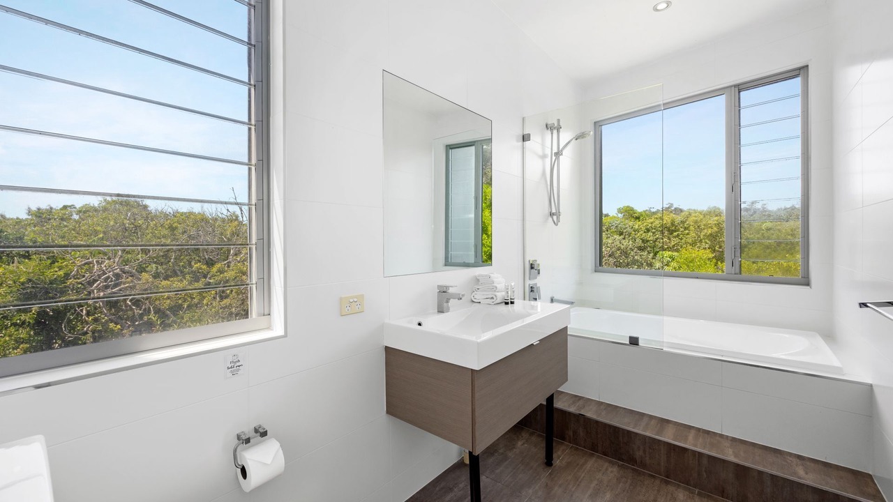 Photo of Bathroom in Castaways Beach