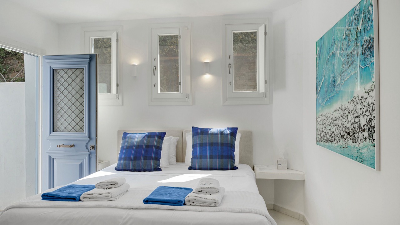 Photo of Bedroom in Syros