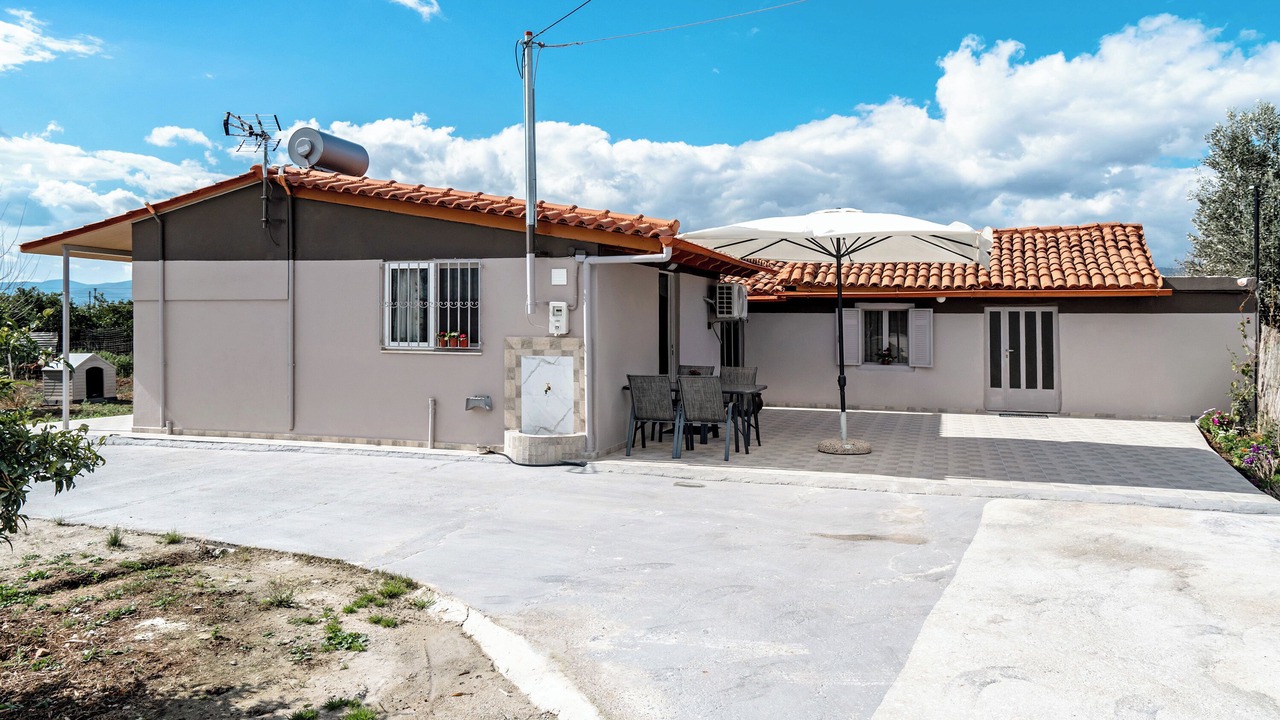 Photo of Outdoor in Kefalari