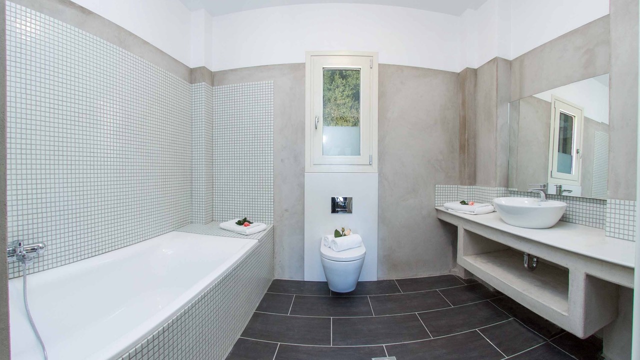 Photo of Bathroom in Aetos