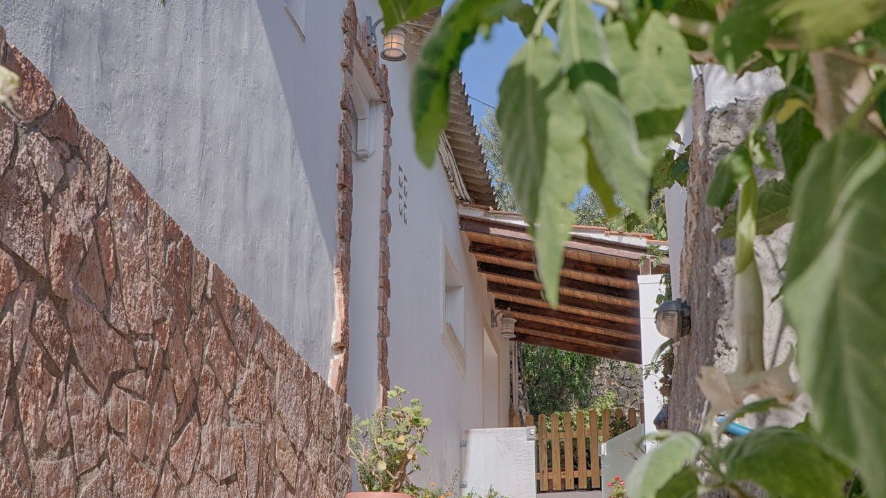 Photo of Outdoor in Lakones