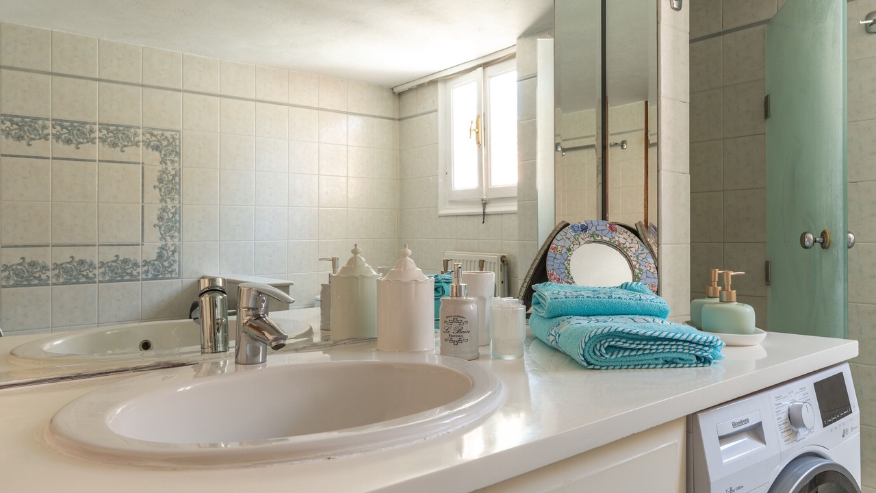 Photo of Bathroom in Gythio