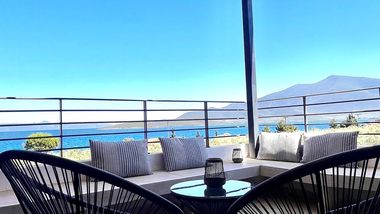 Photo of Patio Balcony in Pella Region