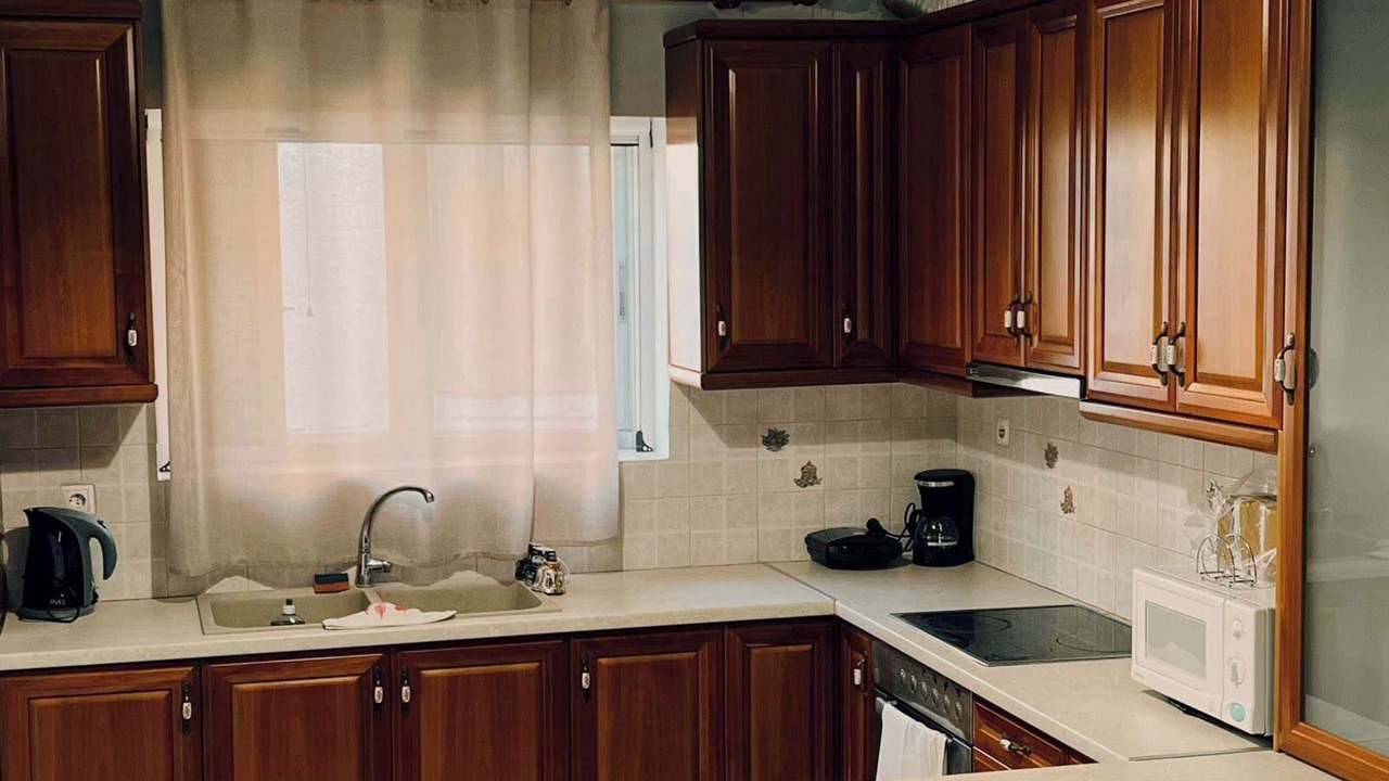 Photo of Kitchen in Troezen