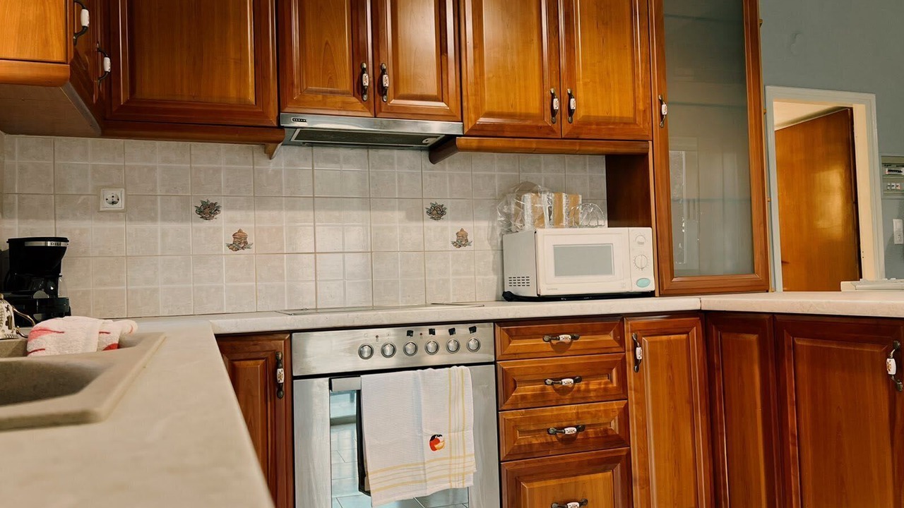 Photo of Kitchen in Troezen