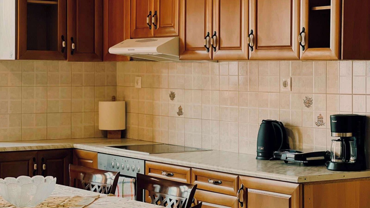 Photo of Kitchen in Troezen