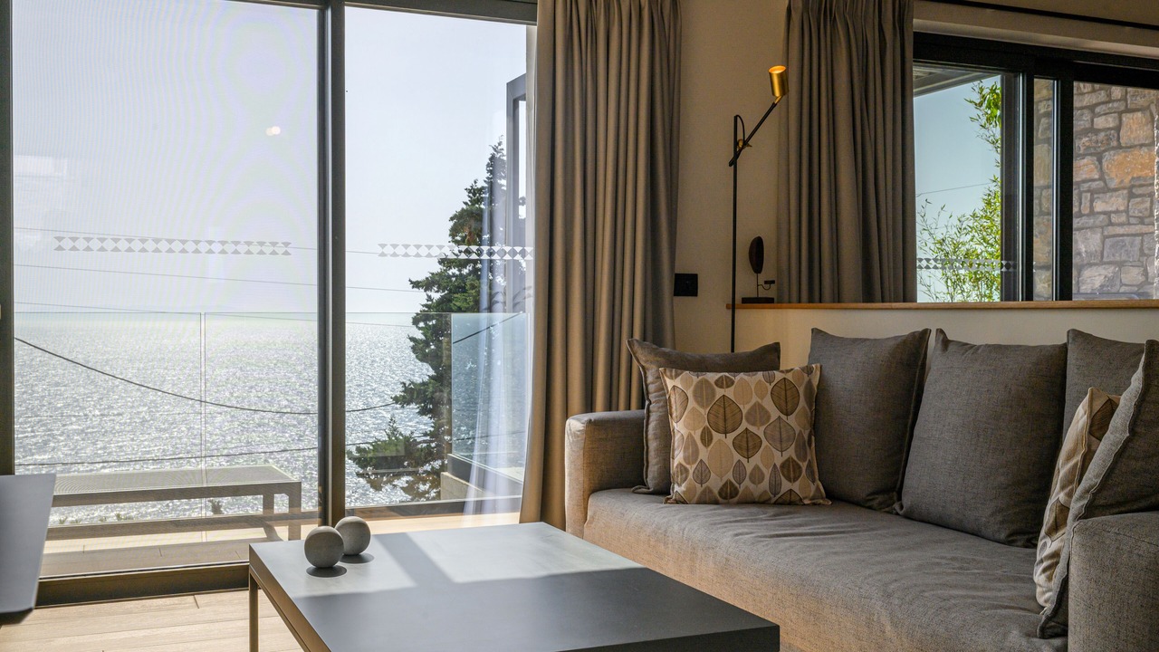 Photo of Livingroom in Lefktron