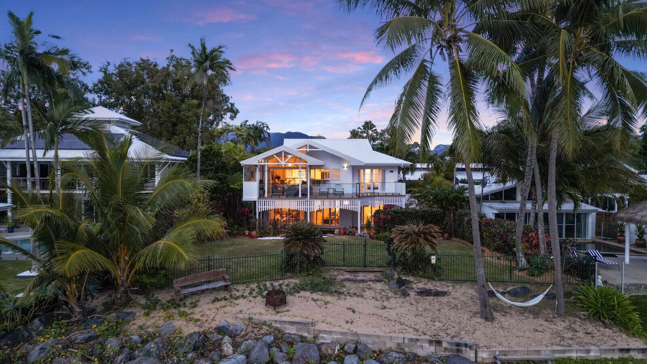 Photo of Outdoor in Holloways Beach