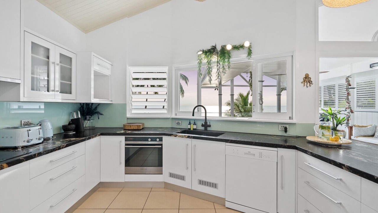 Photo of Kitchen in Holloways Beach