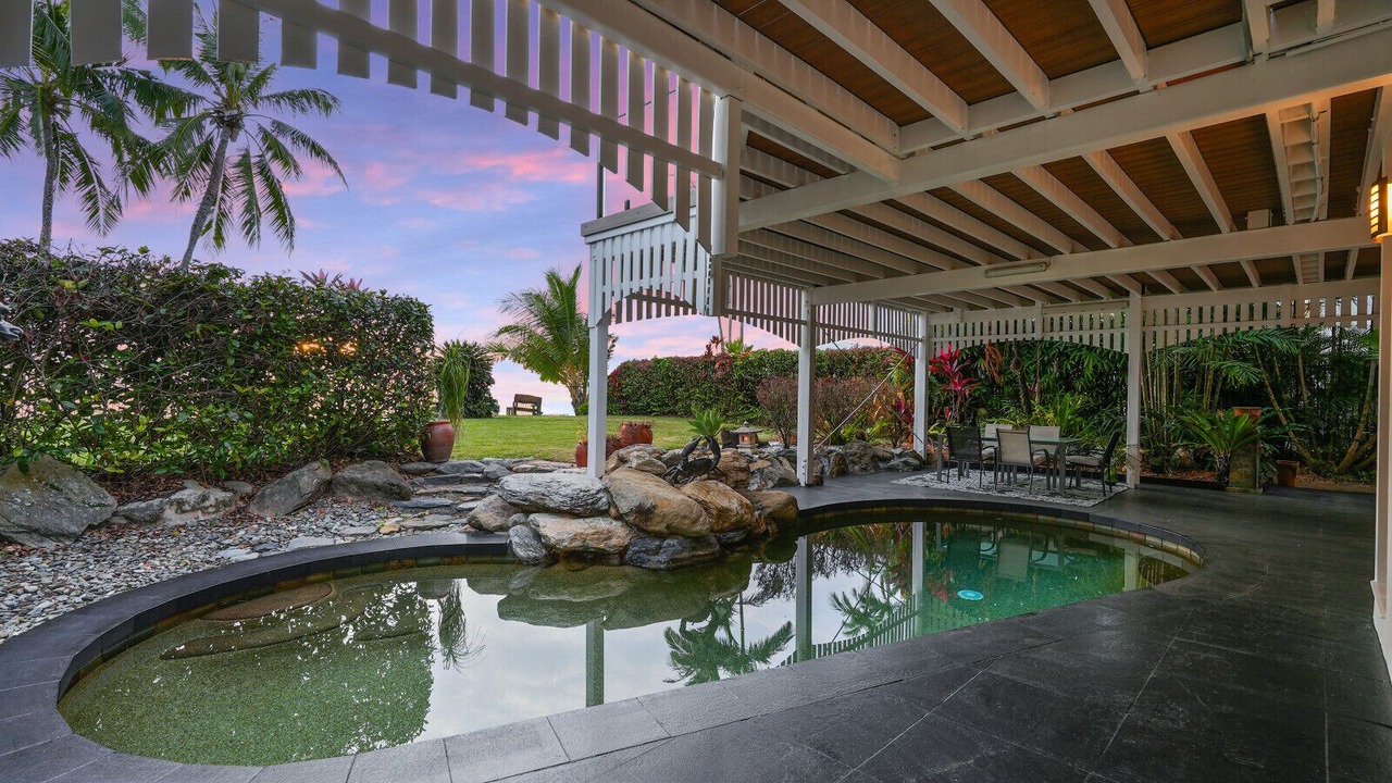 Photo of Outdoor in Holloways Beach