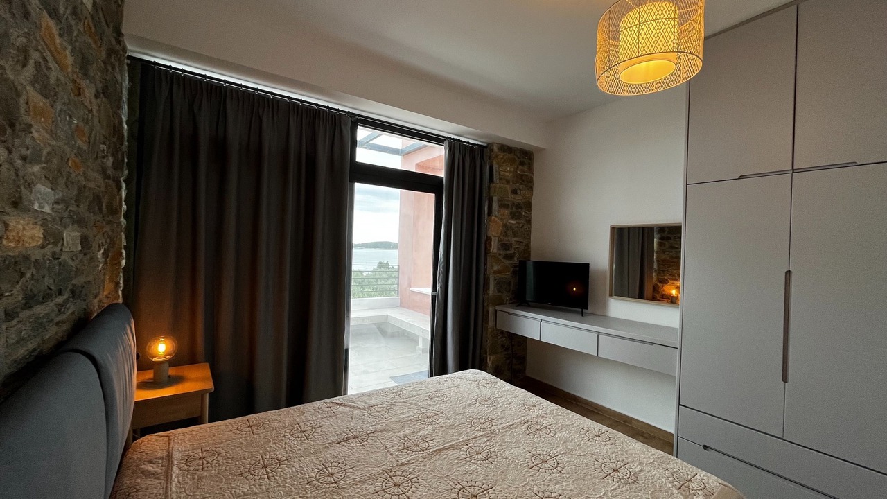 Photo of Bedroom in Pella Region