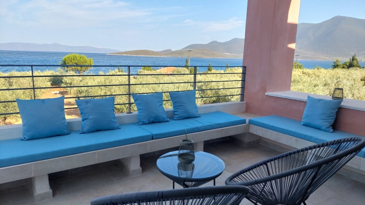Photo of Patio Balcony in Pella Region